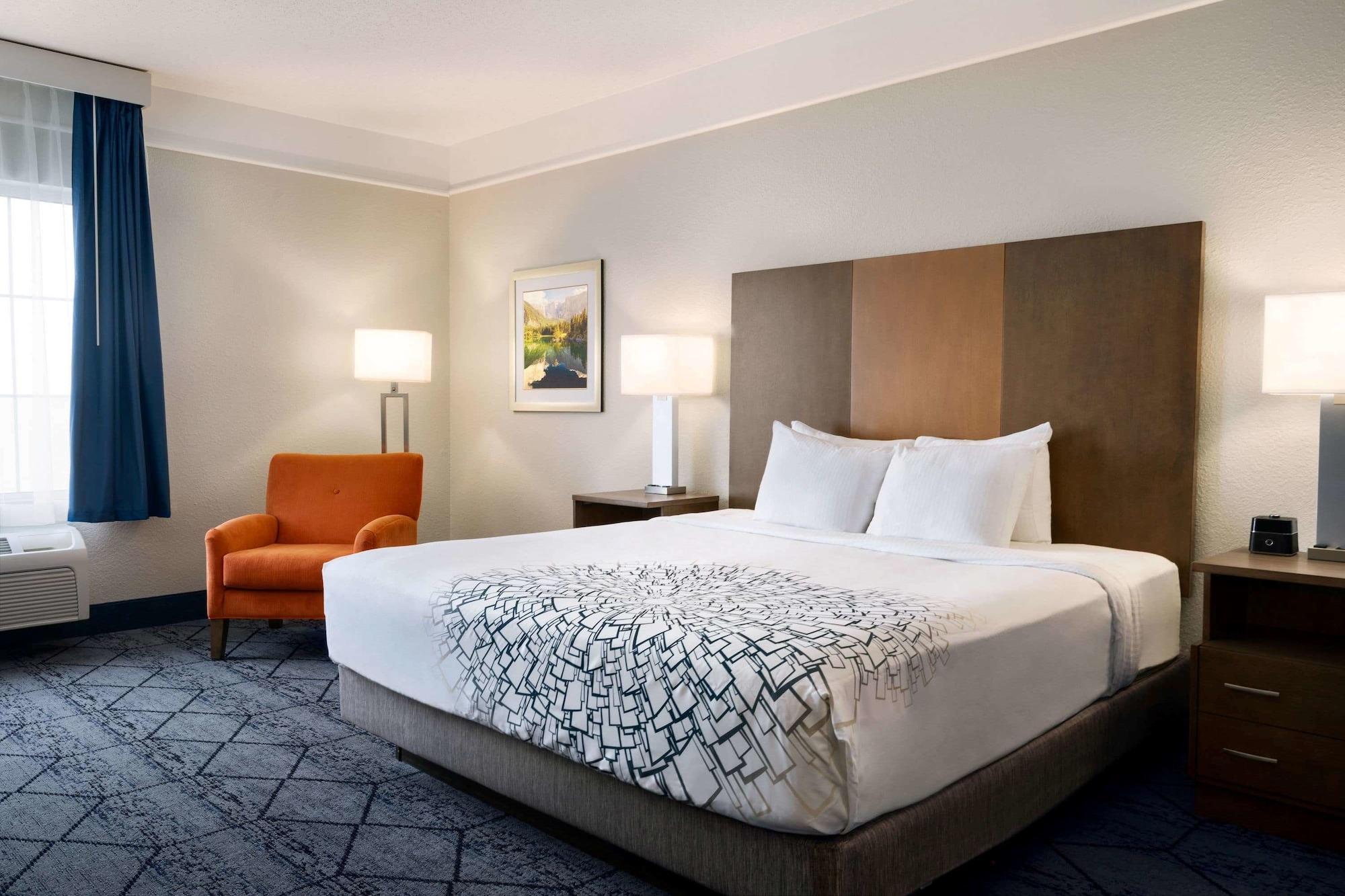 La Quinta Inn And Suites By Wyndham At Watiki Waterpark Rapid City Kültér fotó