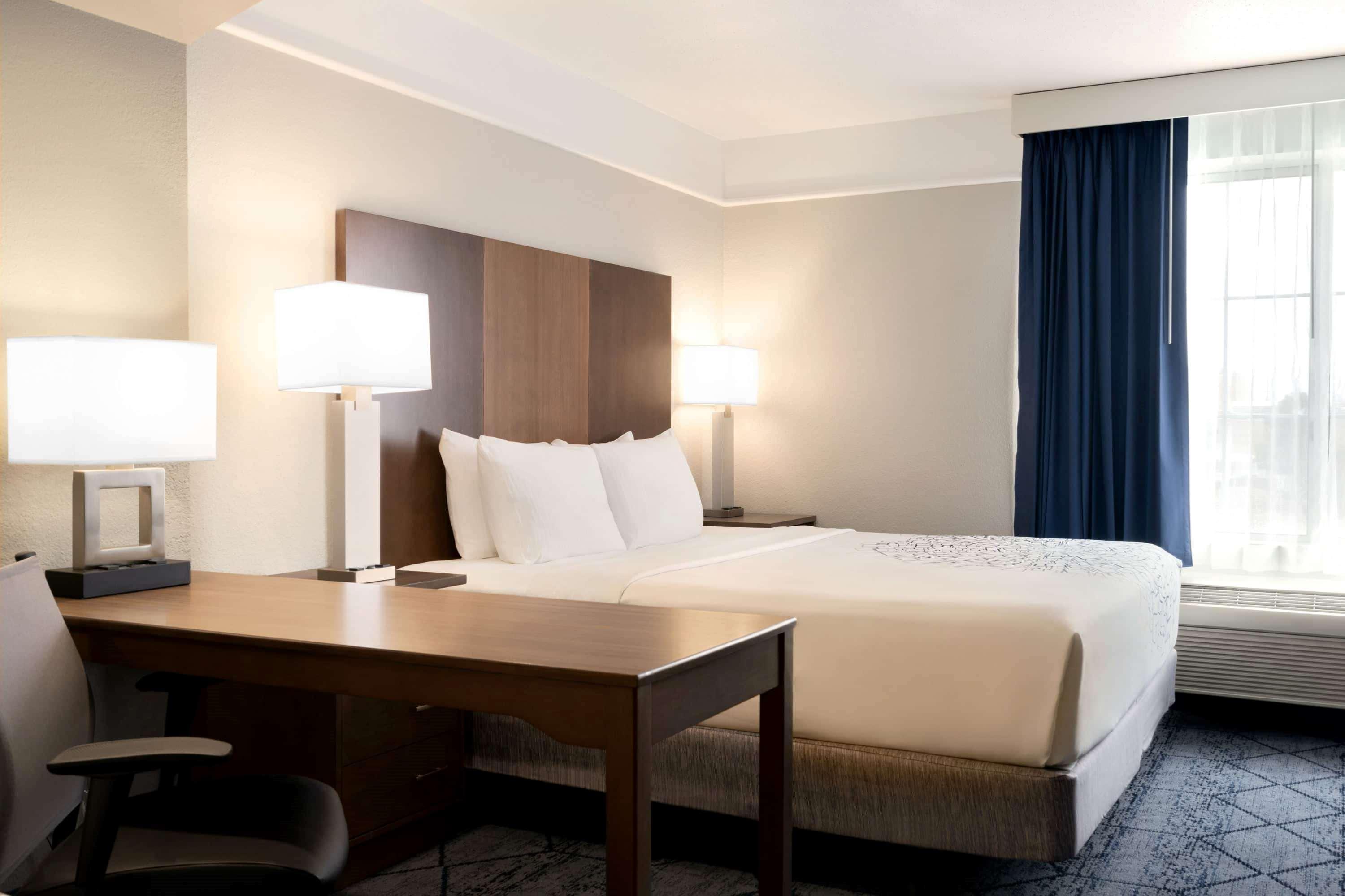 La Quinta Inn And Suites By Wyndham At Watiki Waterpark Rapid City Kültér fotó