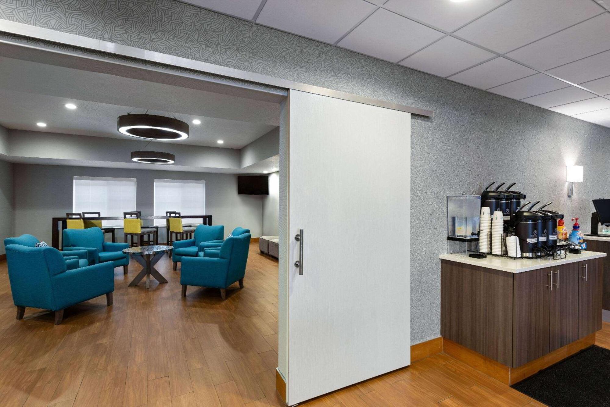 La Quinta Inn And Suites By Wyndham At Watiki Waterpark Rapid City Kültér fotó