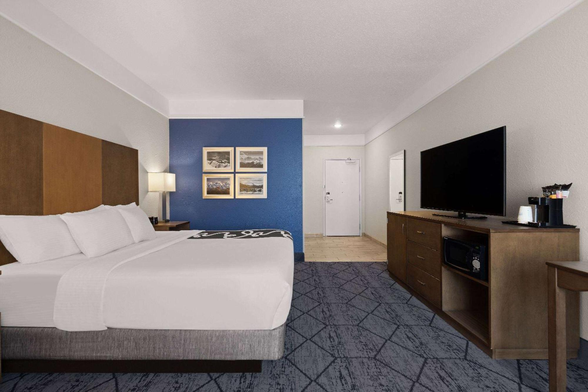 La Quinta Inn And Suites By Wyndham At Watiki Waterpark Rapid City Kültér fotó