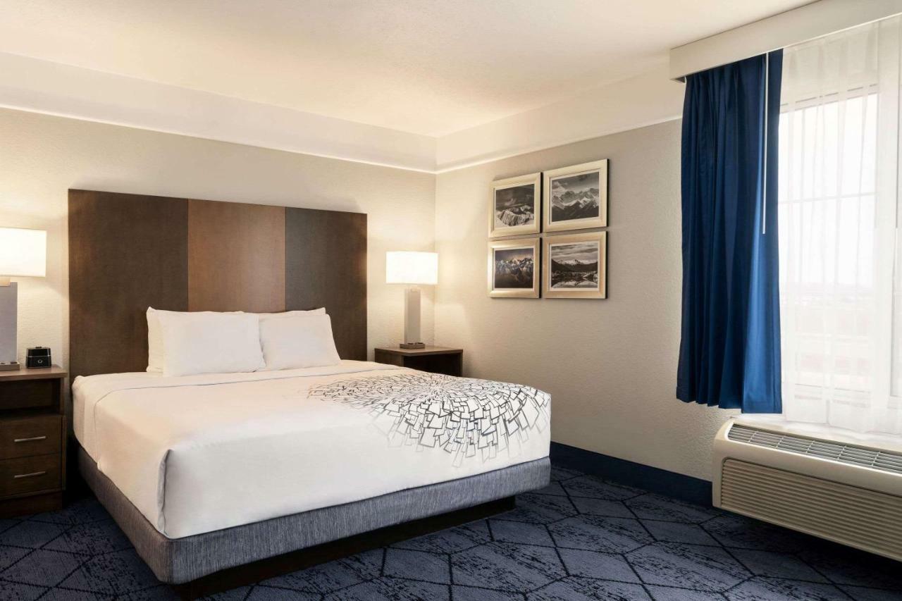La Quinta Inn And Suites By Wyndham At Watiki Waterpark Rapid City Kültér fotó